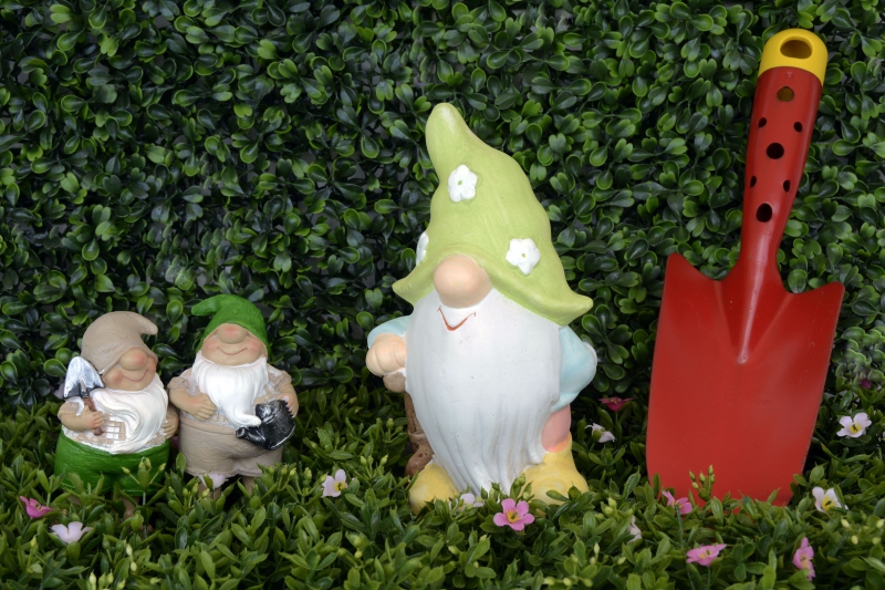 jardinerie-LE CANNET-min_garden-gnome-1404358